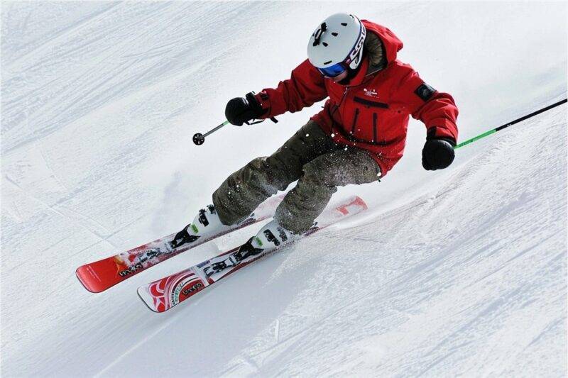 【🔥 AI日报】：可灵3.0发布；阿里大模型品牌正式更名为千问；Mistral AI 发布 Voxtral Transcribe 2 语音模型-Mo 动态